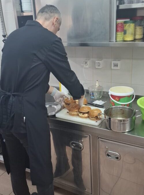 Danas je našu školu posjetio chef Mišel Tokić